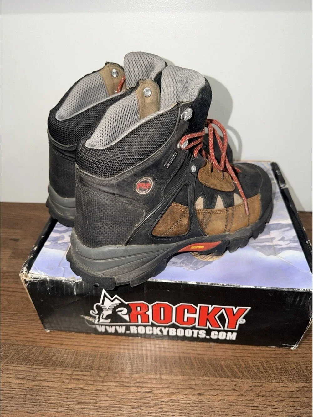 Rocky Mobilite 6114 Men’s 11.5M Waterproof Steel Toe Work Boots Brown Used